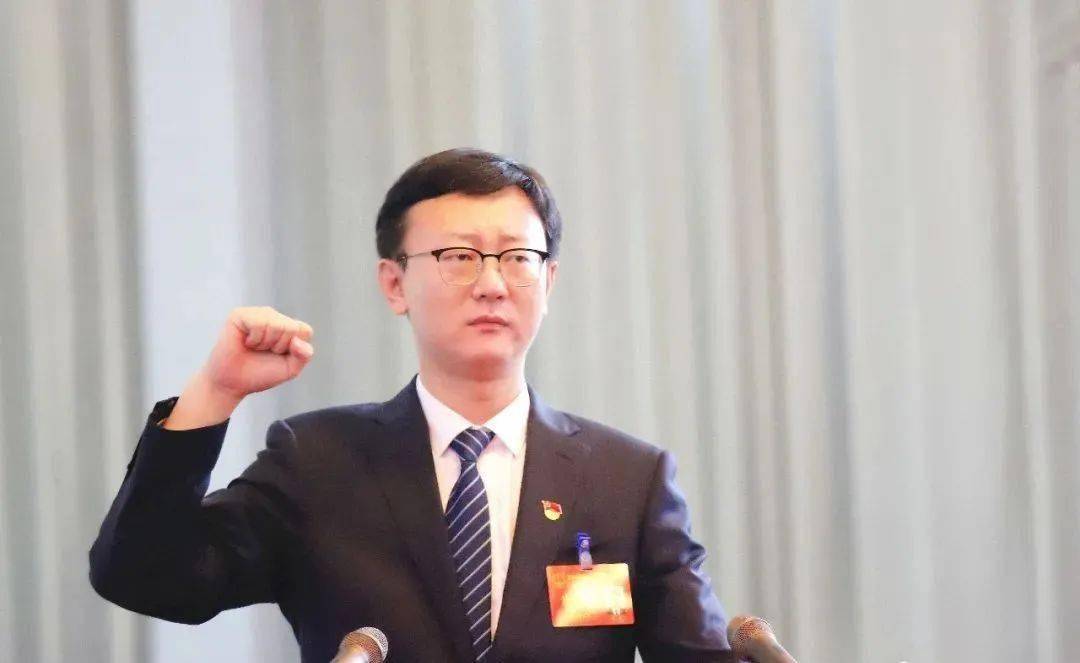 李昊当选为夏邑县人民政府县长