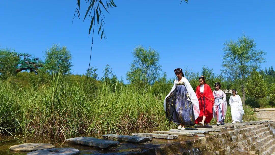 诗和远方路费很贵 |行唐县东寺渔村满足你既可以有诗 |也不必远方