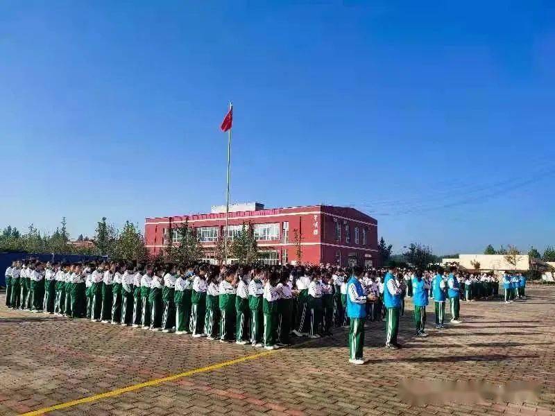 霸州市第十八中学举行2021级新生军训开训仪式