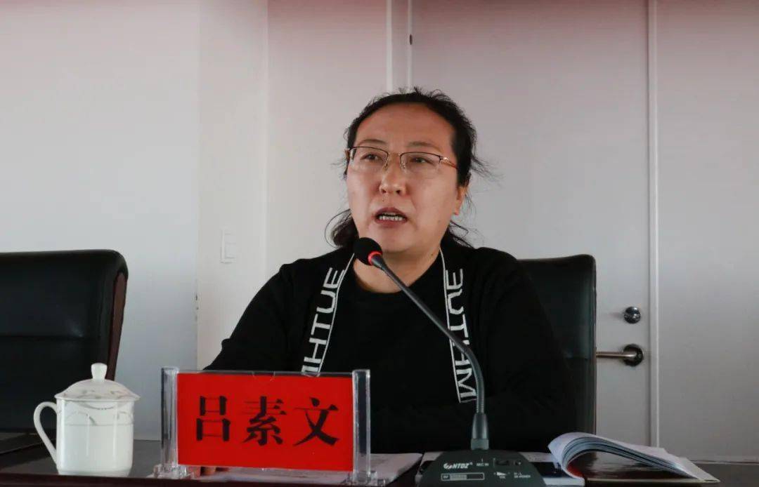 吕素文老师指出,习近平总书记"七一"重要讲话紧紧围绕实现中华民族