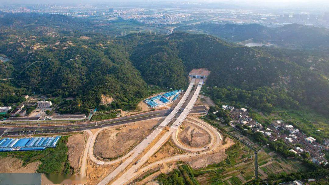 虎头山隧道及南延工程建设→_大道