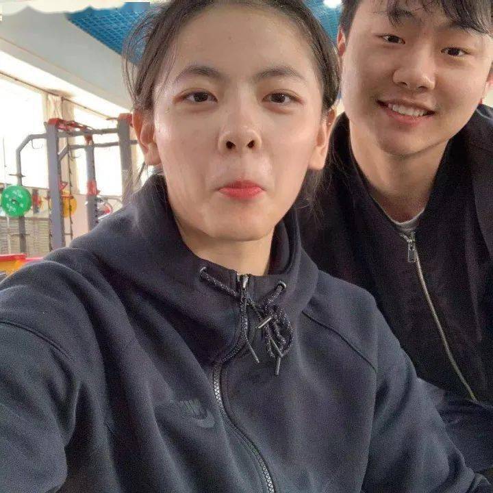 东京奥运会女子三人篮球赛铜牌获得者杨舒予,以及cba运动员白昊天