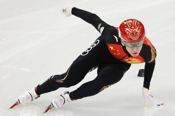 武大靖领衔,中国短道速滑2000米混合接力破世界纪录