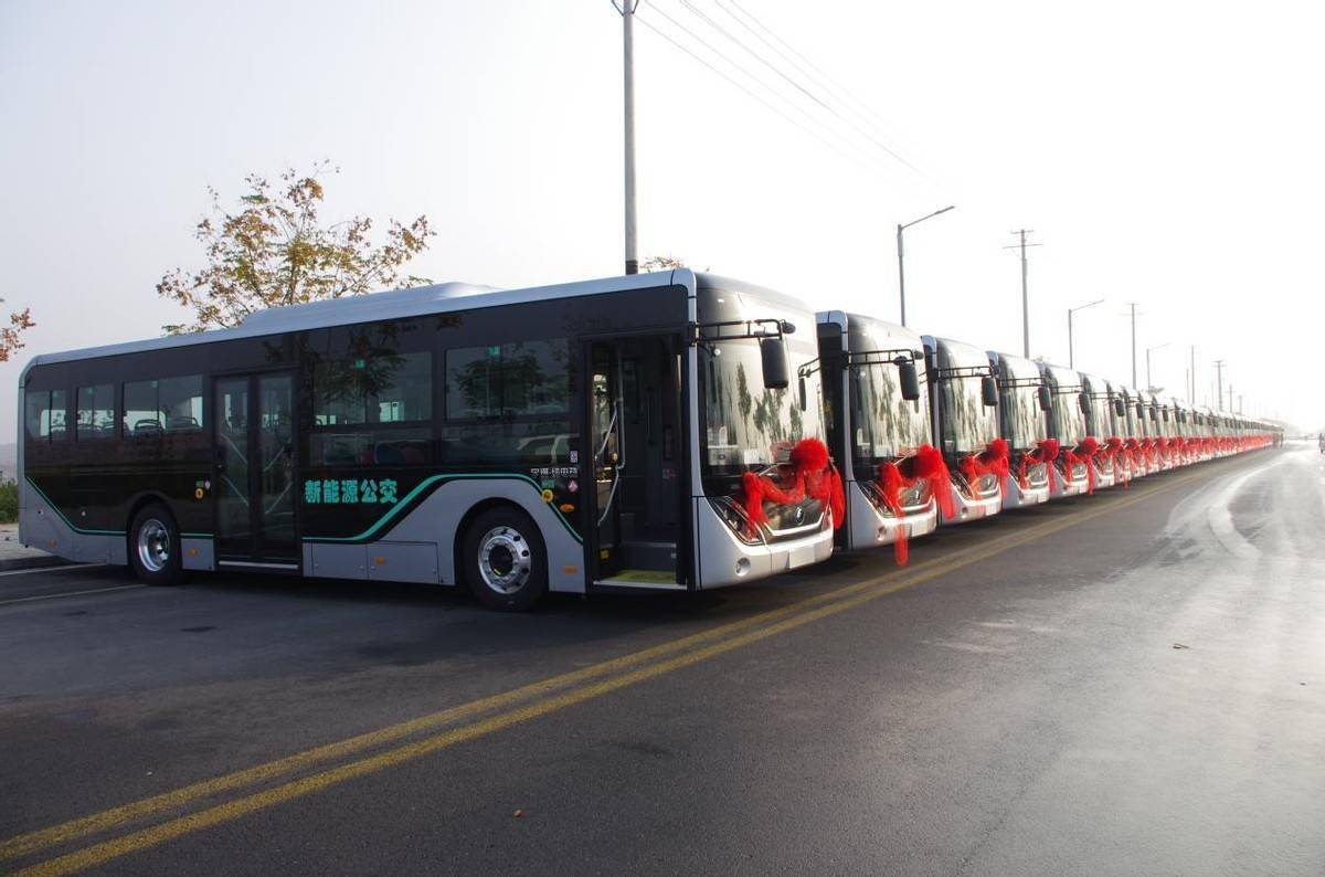 电竞下注:正式投运16辆宇通纯电动公交车今起在21路上线运行