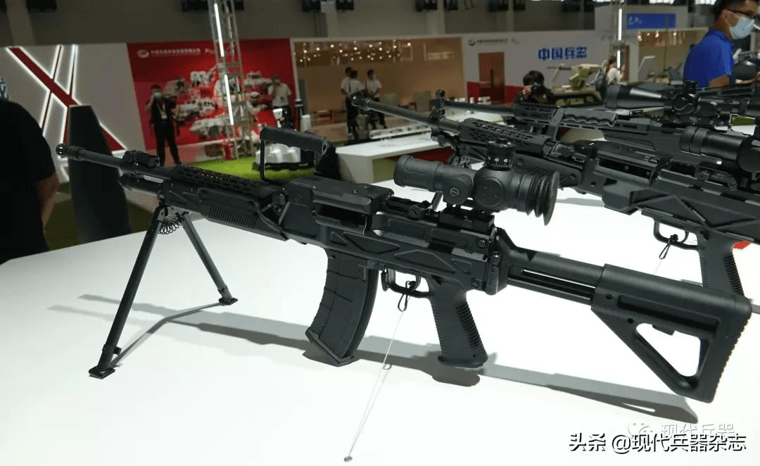 国产最新轻武器全面亮相_装备_半自动步枪_型号