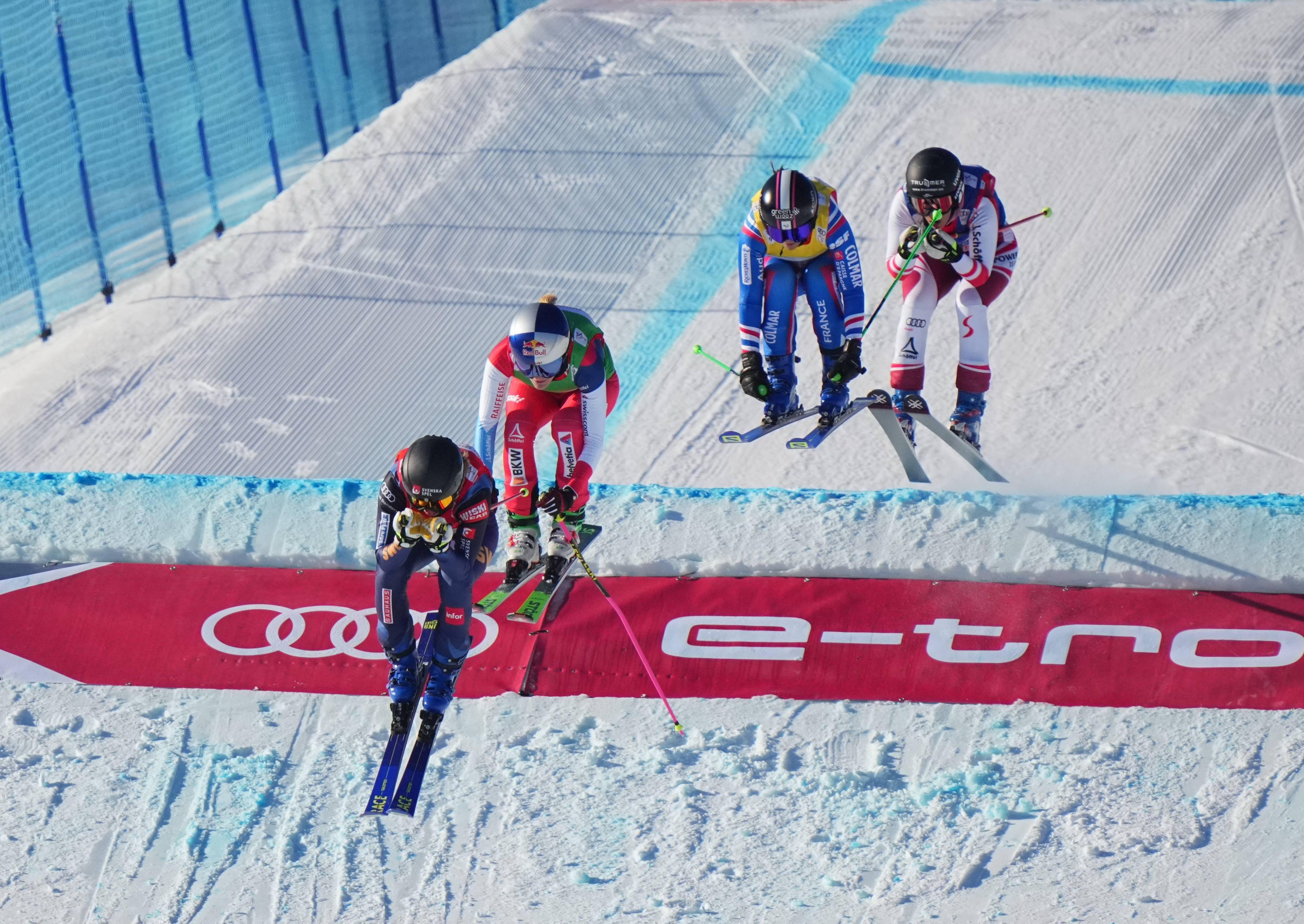 自由式滑雪——国际雪联自由式滑雪障碍追逐赛女子组