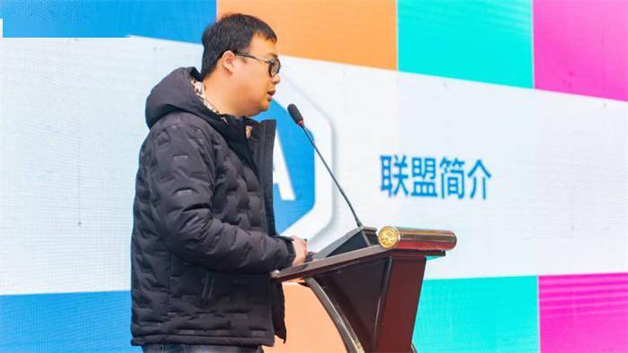 会长,抖音号"麻辣海带剧"创作者徐炜 抖音号"远航在线"创作者林远航