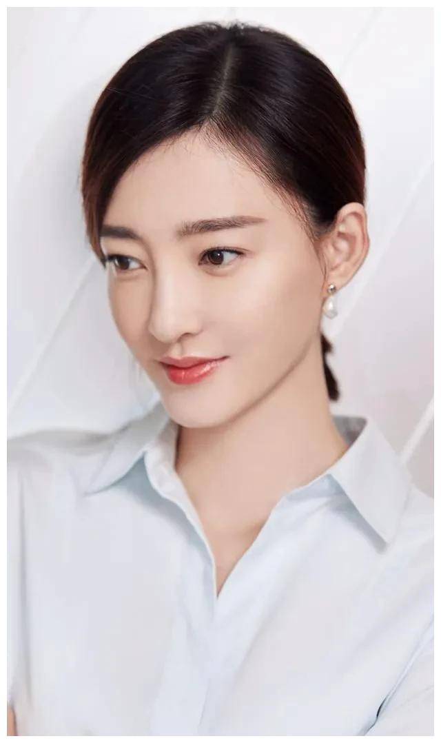 王丽坤,1985年出生内蒙古赤峰,女演员,总感觉她名字偏男性化_演技