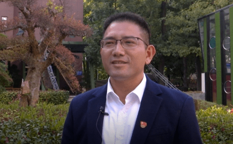宁德市第四届人大代表,古田一中校长 卓张众"作为一名市人大代表,要