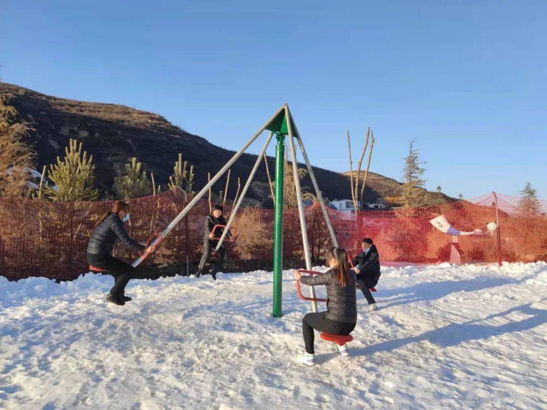 海寨沟冬日滑雪体验不一样的速度与激情