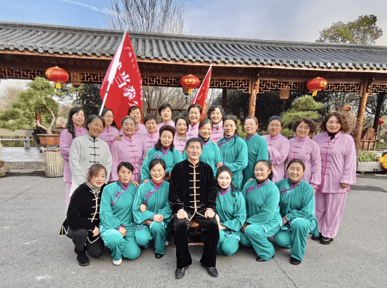 (报道:崔菊)回顾往年,展望前景,我协会在广德市老体协的领导和鼓励下