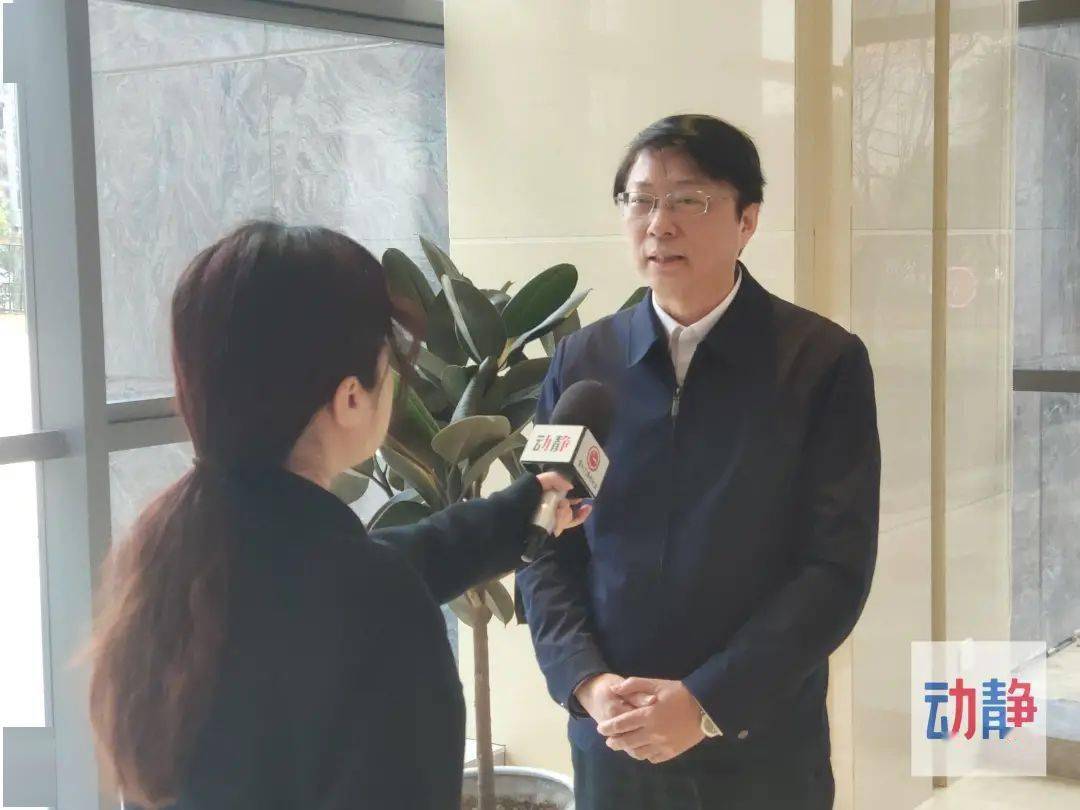 聚焦国发2号丨省发改委副主任张志宏重点在闯新发展阶段赋予贵州新