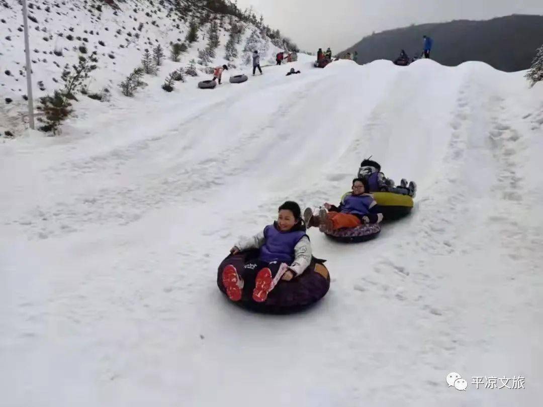 不仅海寨沟滑雪场,白庙花海滑雪场推出了系列新春折扣套餐,崆峒山,大