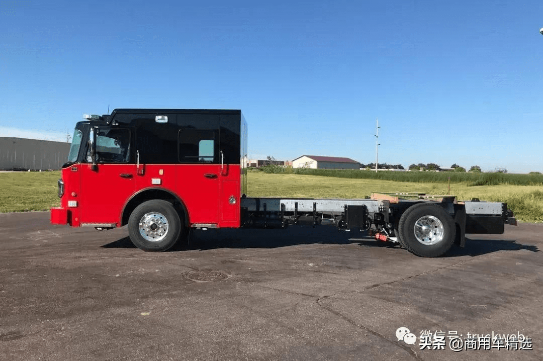 北美定制消防车底盘大多数为2轴或者3轴,亦有少数公司例如spartan和e
