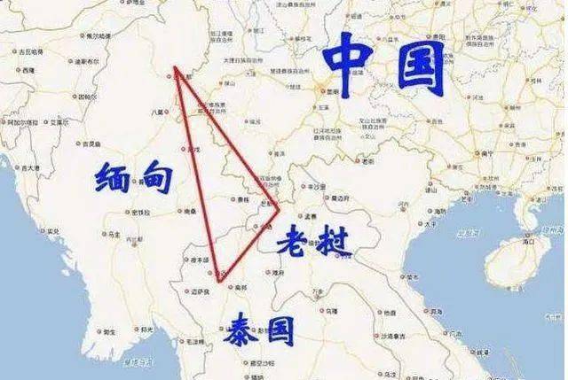 金三角(golden triangle) 原指位于东南亚泰国,缅甸和老挝三国边境