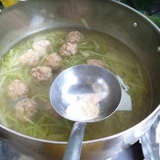 萝卜羊肉丸子汤简单易学健康暖胃三碗不够喝
