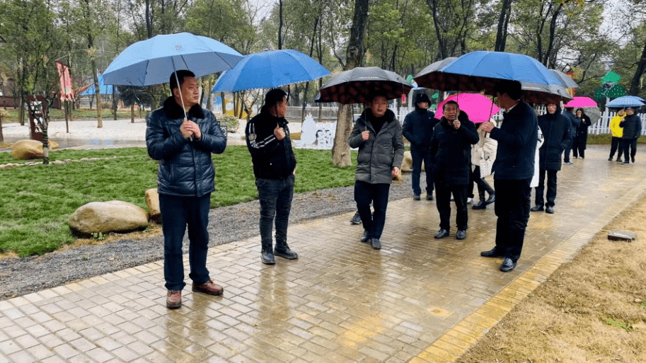 河南省洛阳市宜阳县委书记张汉智,县委常委何玉霞一行到访联众集团