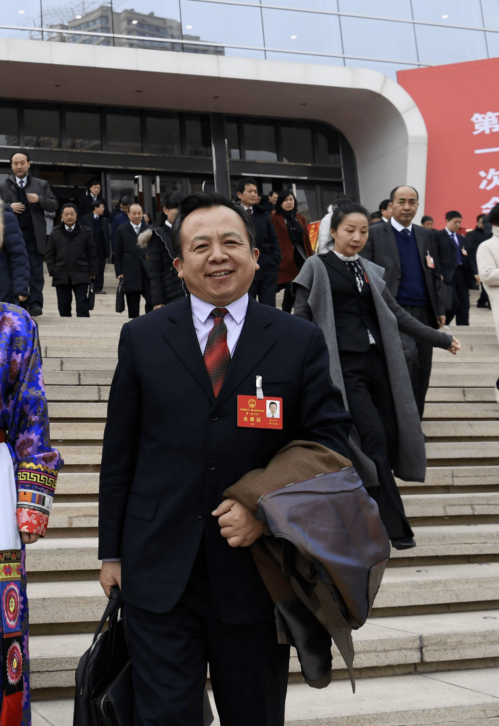 四月读书董彦明推荐弗措记
