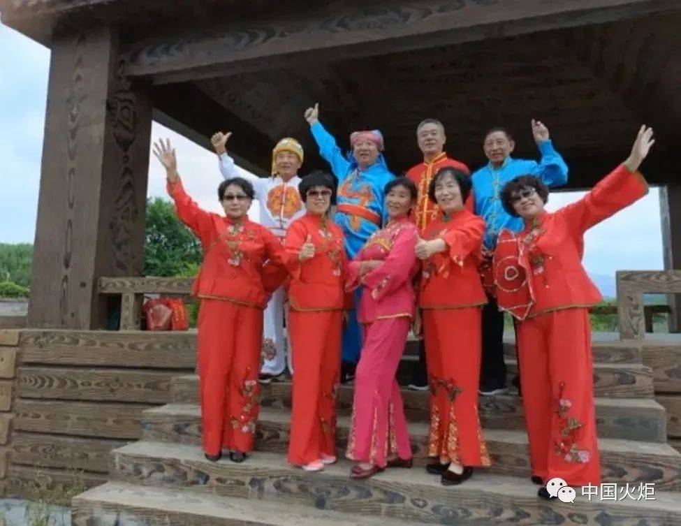 近日,新宾县永陵镇关工委组织五老,开展"喜迎二十大 五老颂党恩"系列