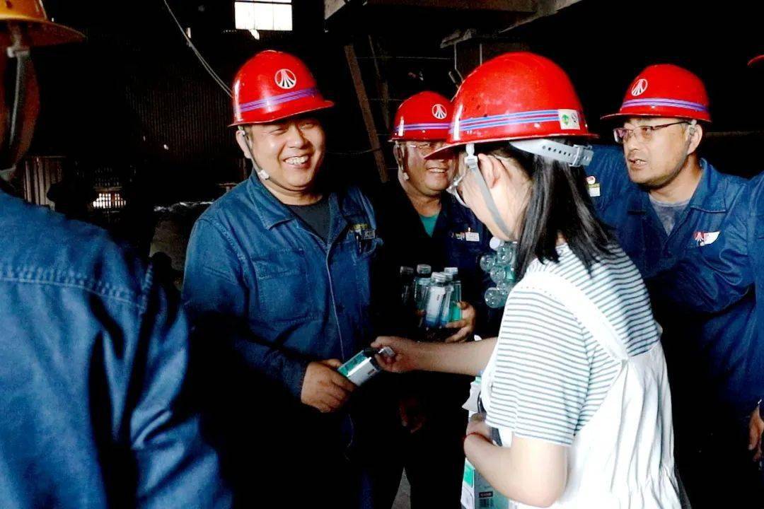 党风廉政心贴心共筑廉洁家庭防线炼铁厂开展家庭助廉教育活动