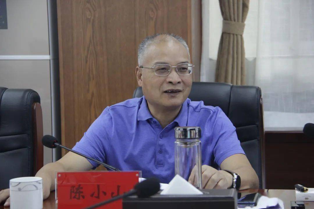 陈小山指出湘潭市立法资源有限,要立老百姓认可的法.
