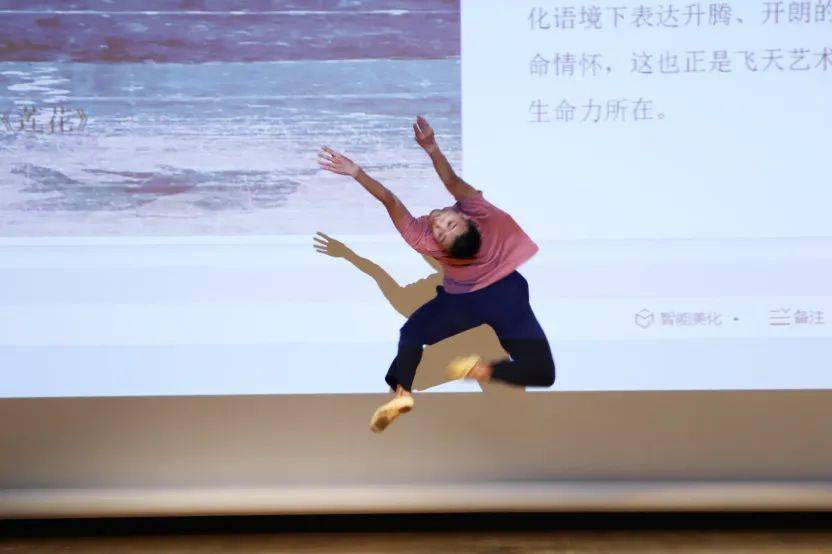 优秀青年舞蹈家朱磊,沈徐斌曾获中国舞蹈"荷花奖"古典舞表演金奖的