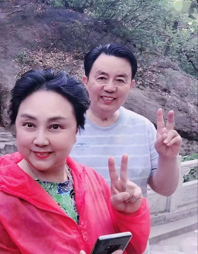 鉴赏夫妻画作神仙眷侣刘秀荣张志欣