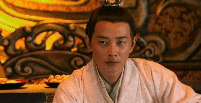 曹参有个儿子叫曹窋,在汉惠帝身边任中大夫.