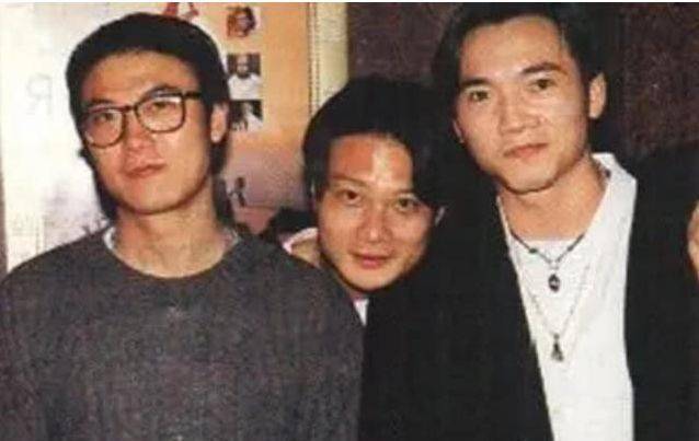他曾与李连杰齐名,比成龙都火,却因管不住自己的手而前程尽毁_钱小豪