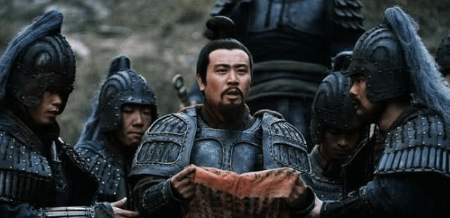 张任教张翼与刘璝守城,自与卓膺为前后二队,任为