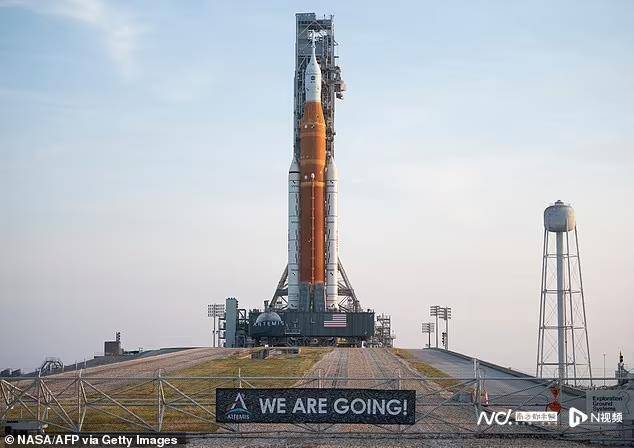 NASA公布登月13个候选着陆点，宇航员将采样带回地球