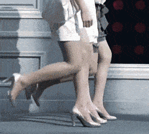 原创
爆笑推荐:你看美女嗨得那样,果然是三个女人一条街
一、搞笑动态图,搞笑趣图分享!二、搞笑段子,幽默段子分享!