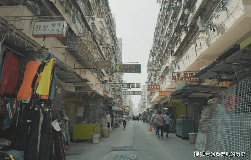香港繁华的背后 也有着不堪为外人道的一面