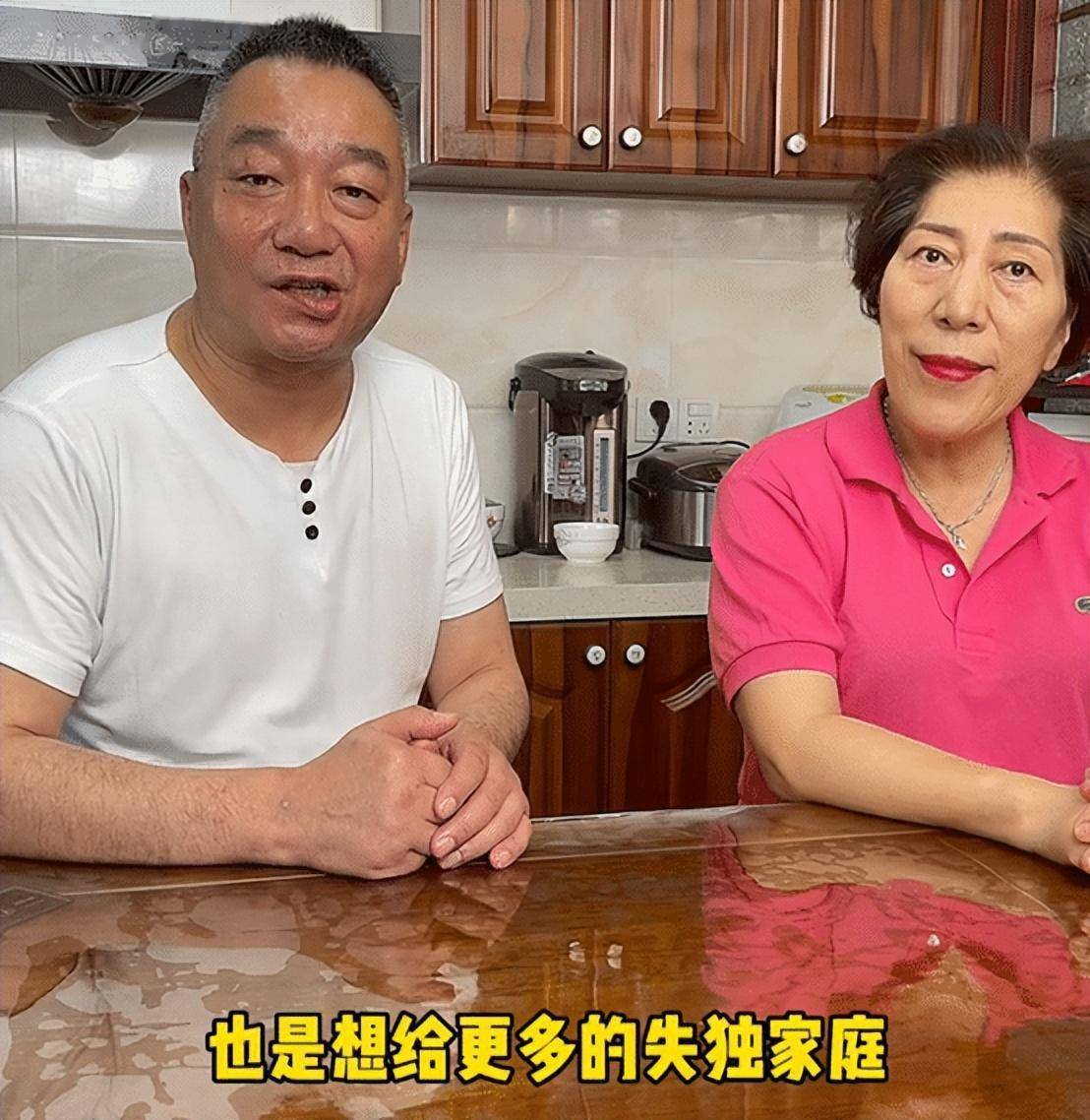 陈乔恩连续6年晒粉色天空悼念乔任梁，父母晒其生前影像传递思念