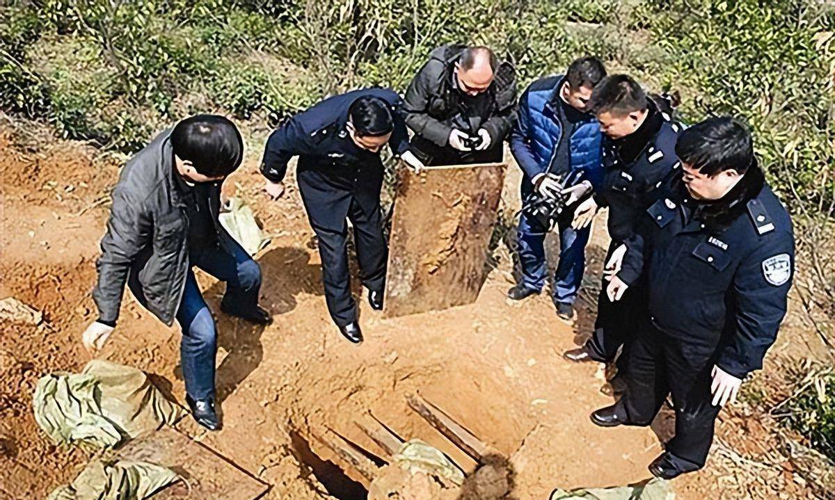 刘金钟听他这么一说不以为然"笑死人了,还什么是你勘探的,济宁有王墓