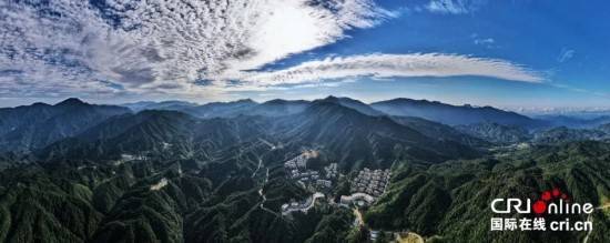 探村英山——村光宜人桃花冲