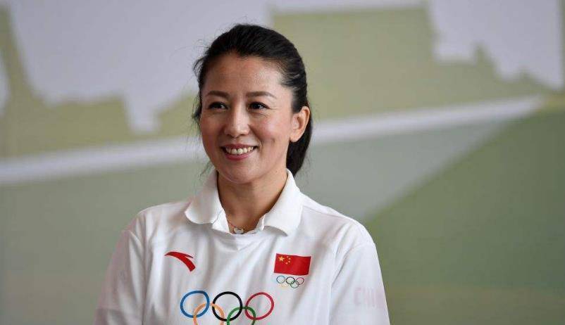 奥运冠军杨扬:中国获得世界冠军最多的人,退役后嫁外籍富商_杨杨_速滑