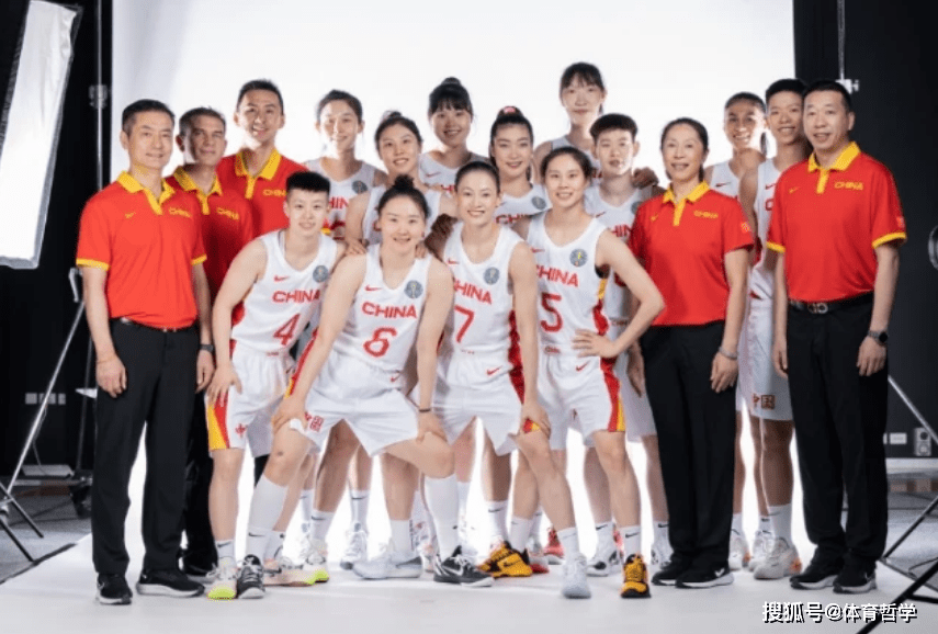 昨天，2022年女篮世界杯决赛，中国女篮VS美国女篮，中国队