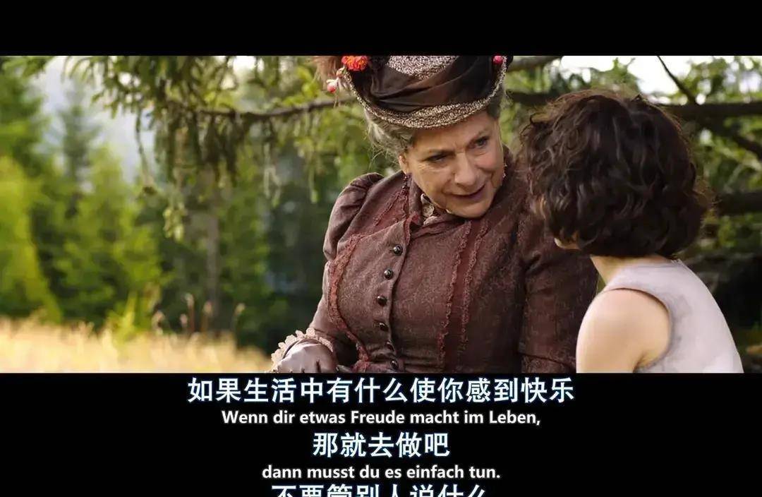 10���������ݵĵ�Ӱ��С���ѵ�Ц����ĺ�����