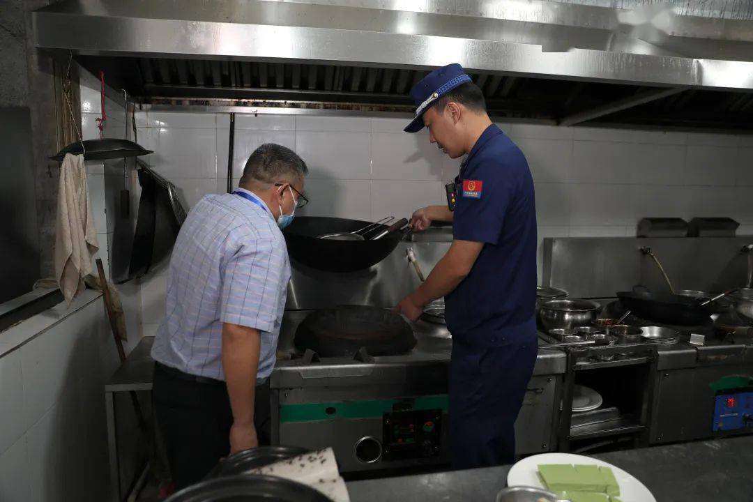 欽州一貿易公司非法經營“環保油”?查處! 第2張 欽州一貿易公司非法經營“環保油”?查處! 第2張