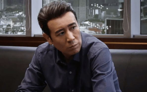 著名演员于和伟,姐姐砸锅卖铁养他供他,牵挂远在辽