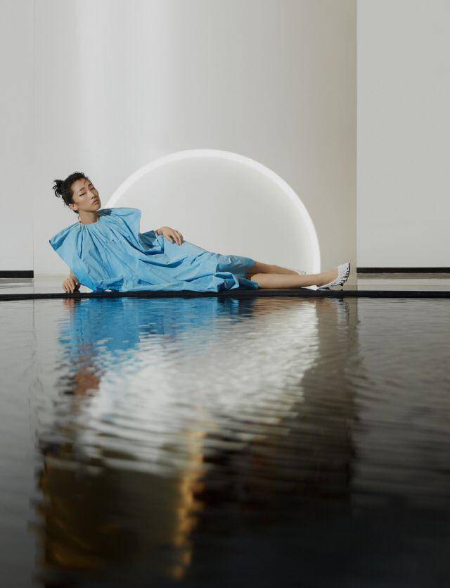 原创
  Yamy长相好高级,穿“纸袋裙”减龄又时髦,一般人真模仿不来 第1张 原创
  Yamy长相好高级,穿“纸袋裙”减龄又时髦,一般人真模仿不来 第1张