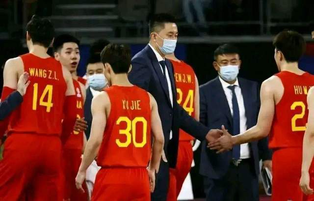 中国男篮世预赛即将迎战伊朗 周琦战术摆设存疑 应重点防哈达迪