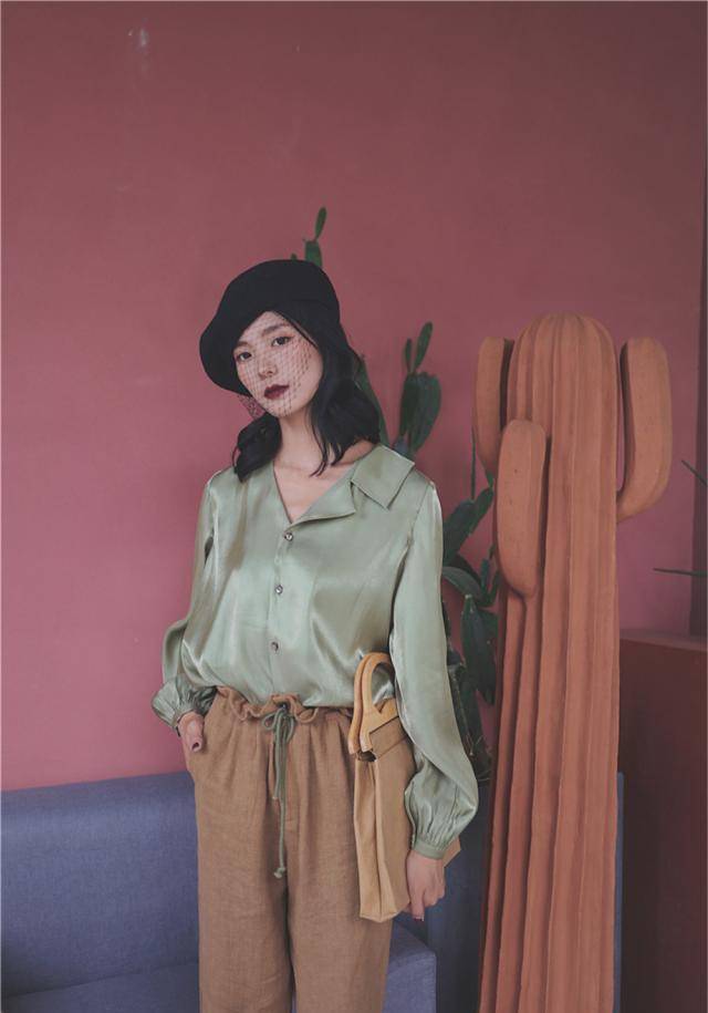 原创
  早秋穿衣,试试这5款通勤风单品,时髦优雅显气质,早穿早美丽! 第6张 原创
  早秋穿衣,试试这5款通勤风单品,时髦优雅显气质,早穿早美丽! 第6张