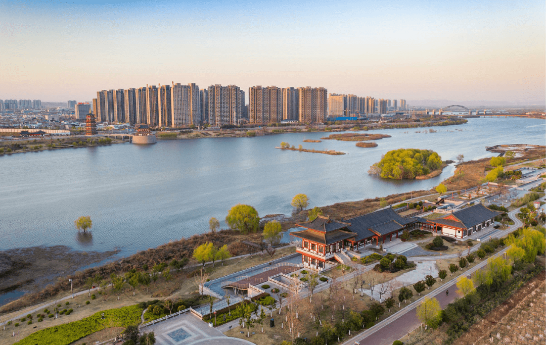 创新开放务实拼搏 全面建设现代化美丽新瀍河——访瀍河区委书记陈功