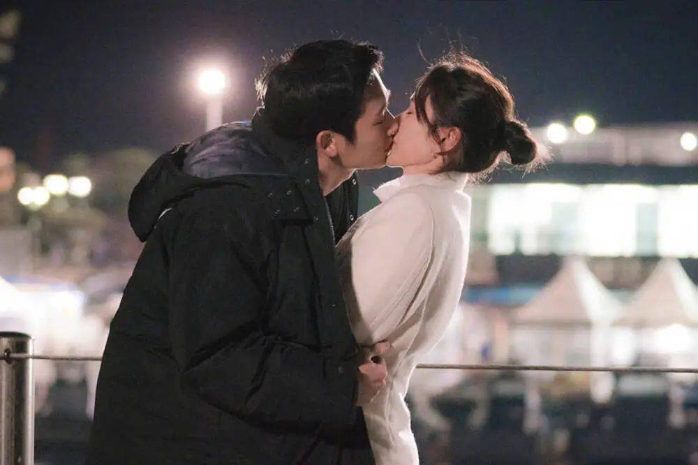男人如果亲吻女人这几个地方，说明他对你是真心的