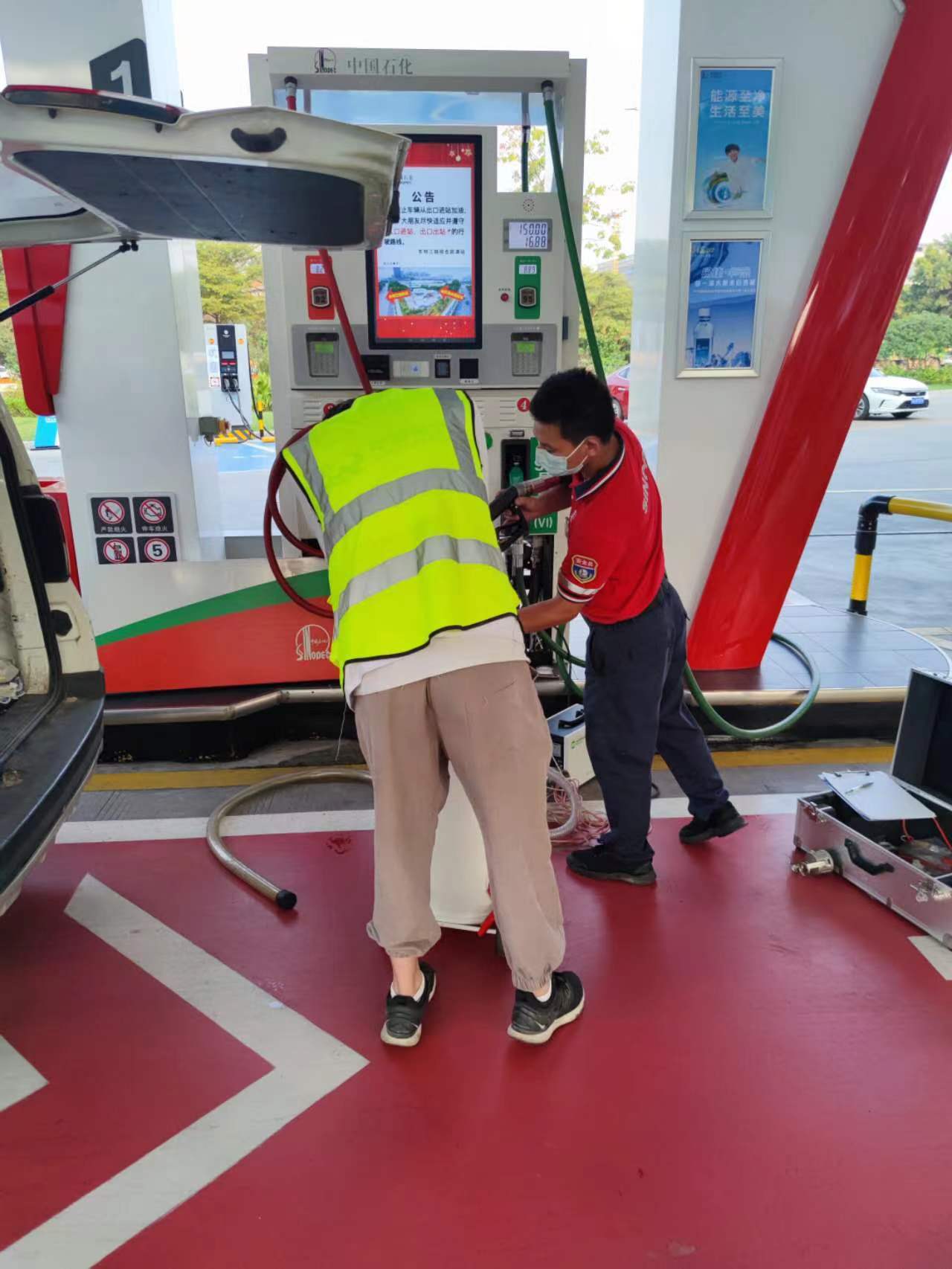 广州加油站油气回收第三方检测公司，提供加油站油气回收检测采样服务