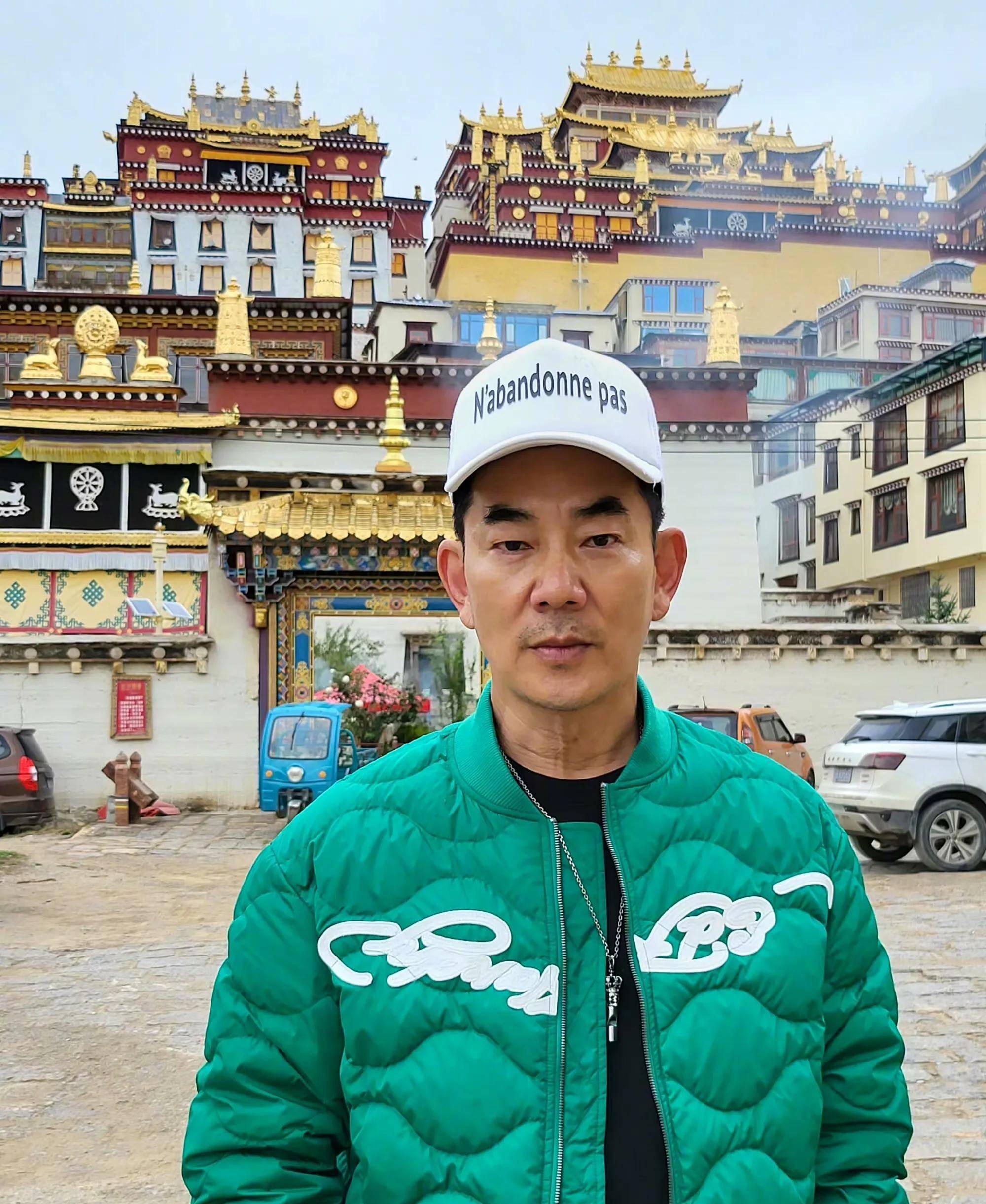 56岁任贤齐偶遇寻找失踪孩子的父亲,心疼其遭遇,呼吁_
