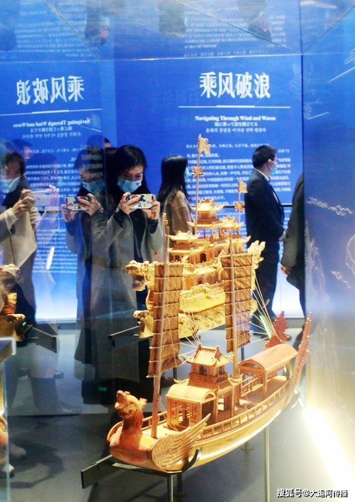 �۽���̫���ϣ�������α���������������� �������־��� ...