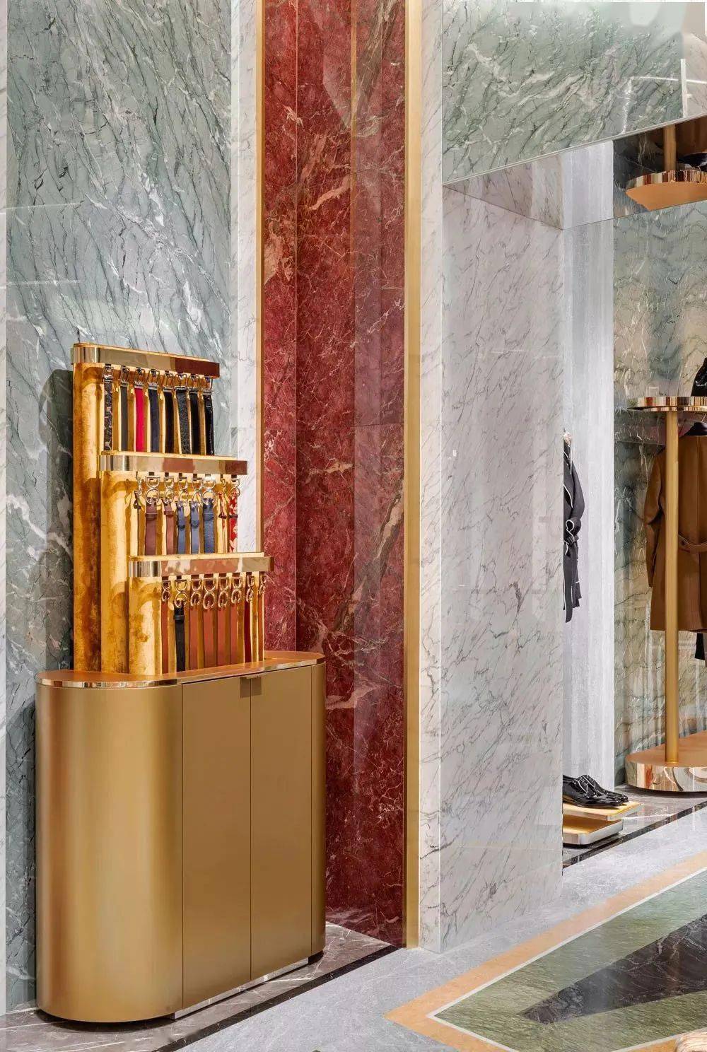 ��Щ�콢�꣬��ʯ���á����